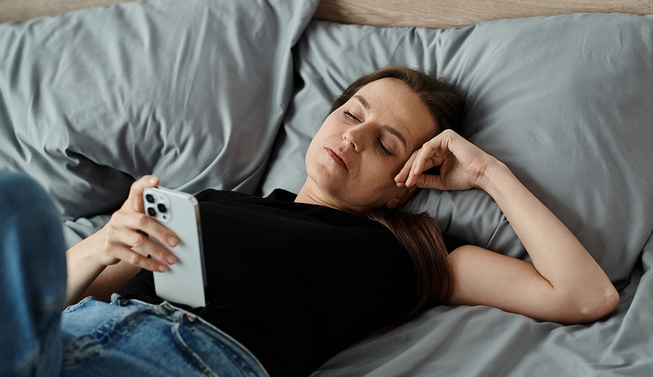 Your Brain on Stress: Why You're Tired, Wired & Scrolling at Midnight